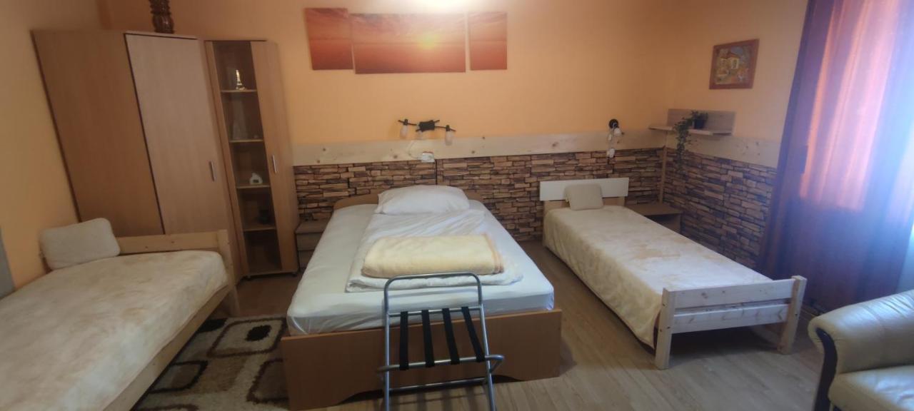 Krisztina Apartman Nagykanizsa Bagian luar foto